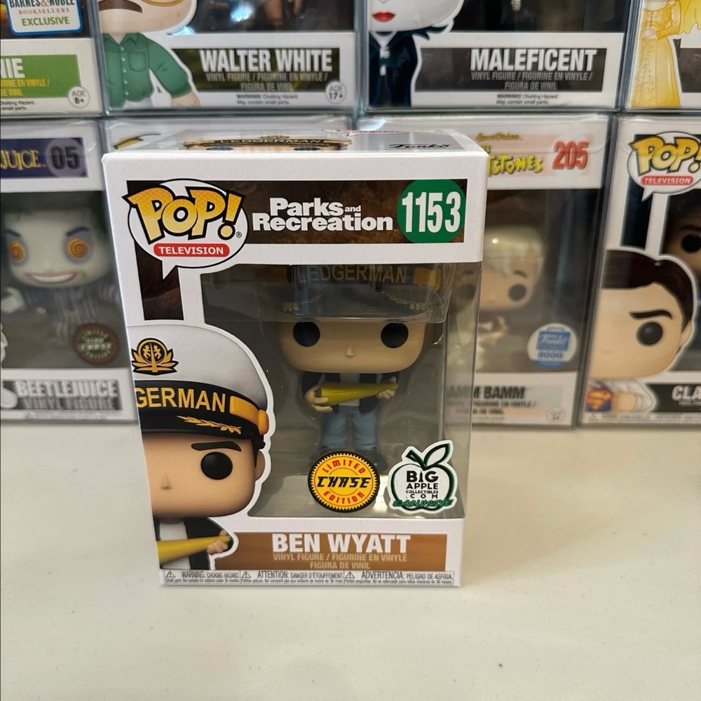 Funko Pop! Ben Wyatt (Chase) 1153 Big Apple Exclusive Park and Recreation